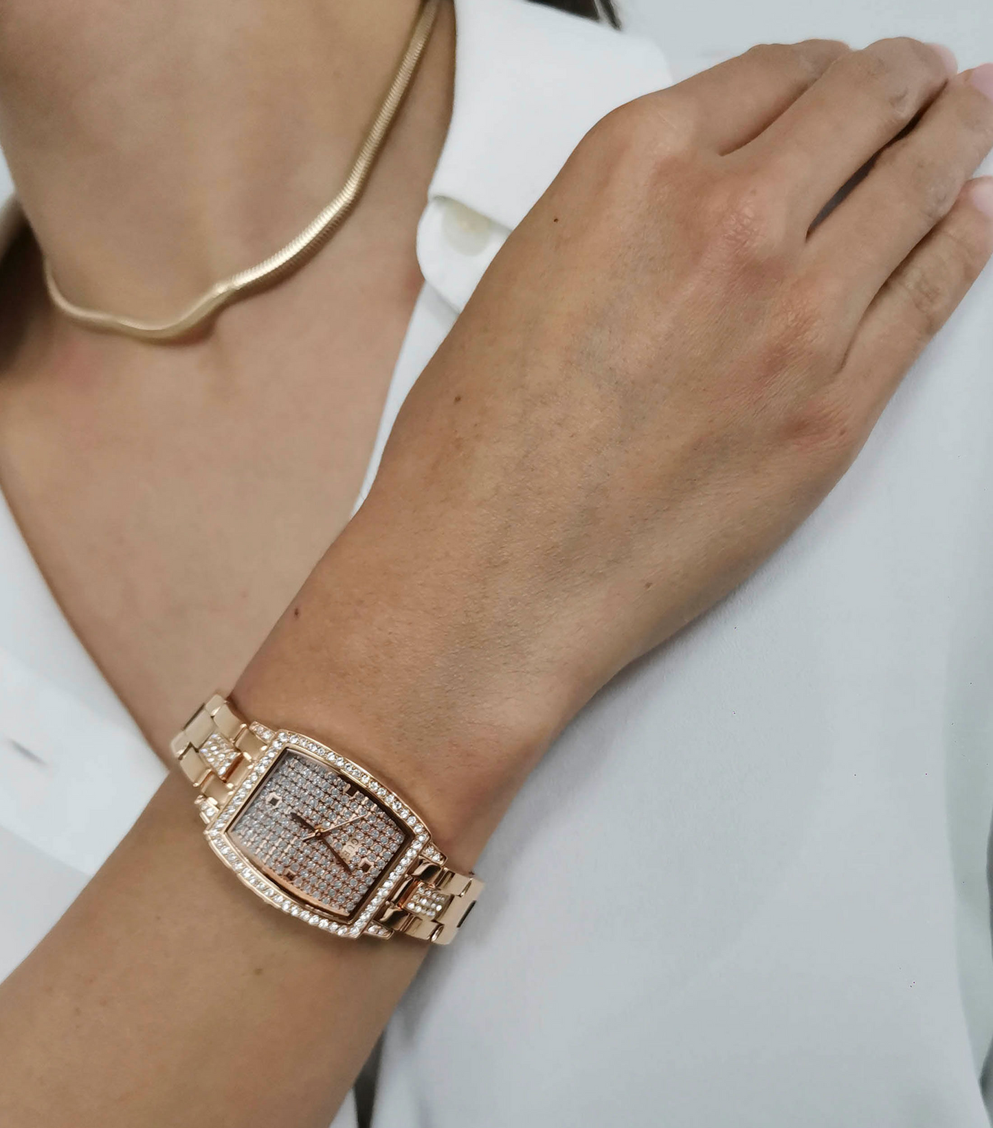 GUESS
Reloj para Mujer Brilliant De Vestir, Dorado