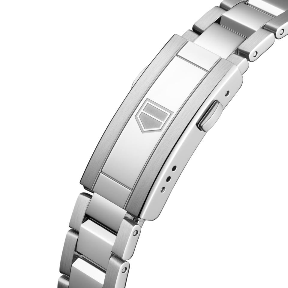 TAG HEUER AQUARACER
PROFESSIONAL 200 SOLARGRAPH