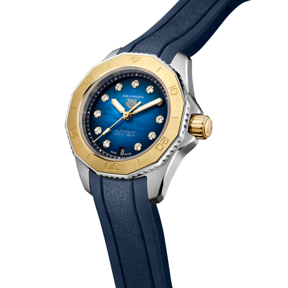 TAG HEUER AQUARACER PROFESSIONAL 200 DATE