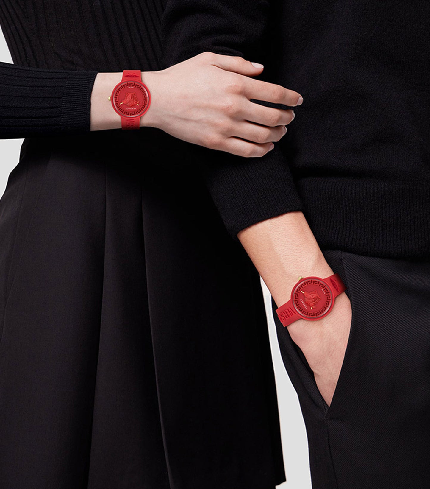 VERSACE
Reloj unisex Medusa Pop 39 mm Casual, Rojo