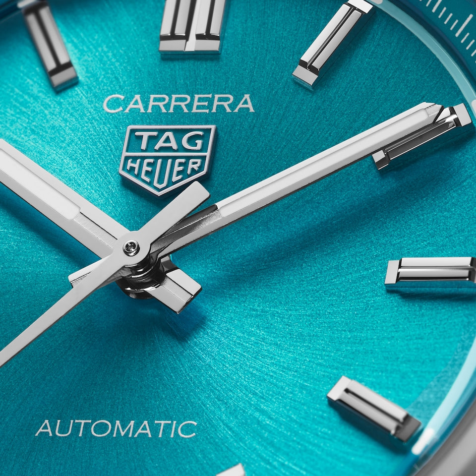 TAG HEUER CARRERA
DATE